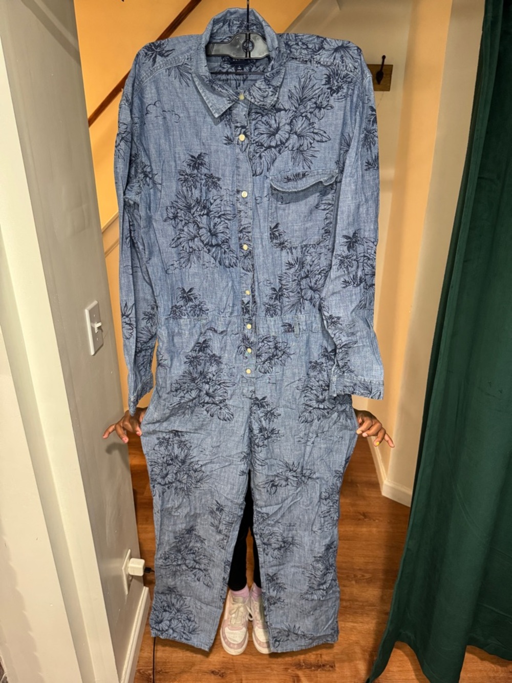 GAP Denim Blue Floral Button-Up